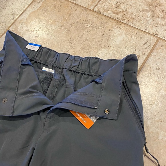 Men’s Columbia Pants Never Worn - Picture 2 of 4